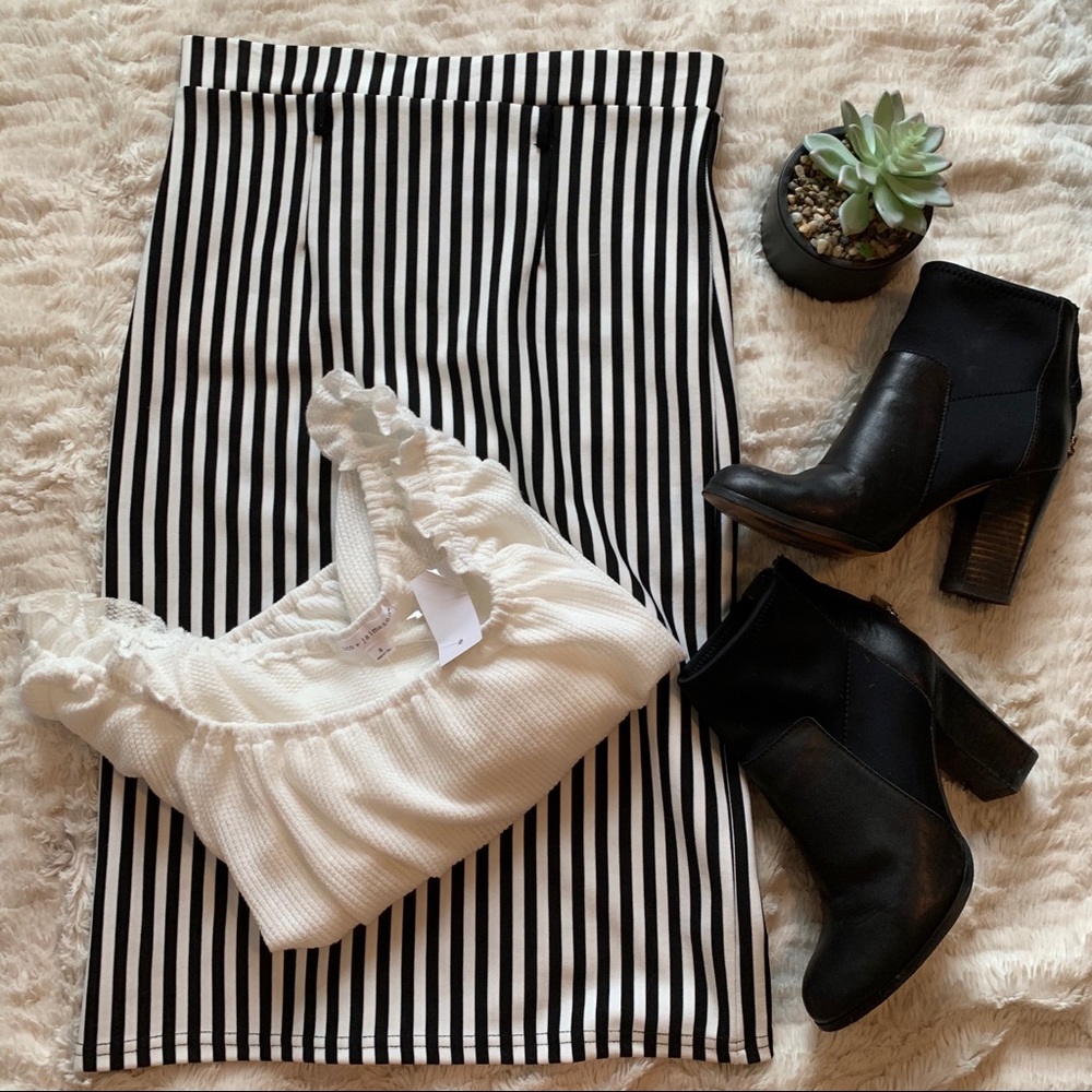 NWOT Striped midi bodycon skirt